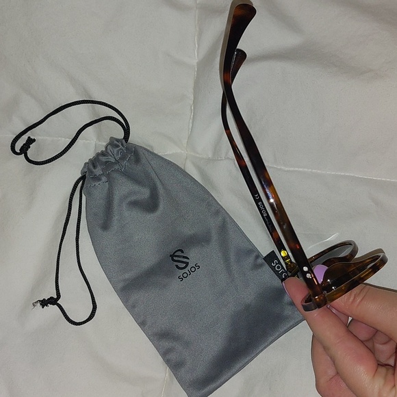 *******SOLD*******Sojos Tortoise Sunglasses - Picture 4 of 4